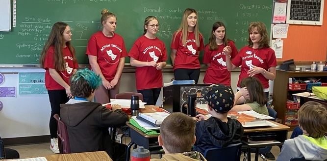 HYC Members presenting to 4th grade students